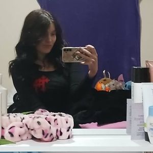 Meet your Posher, Evangeline